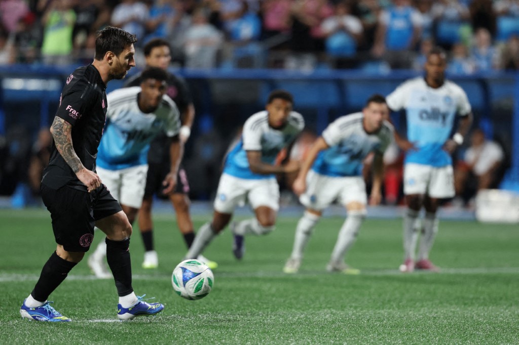 Messi falló un penal ante Charlotte y el Inter Miami perdió 3 a 0