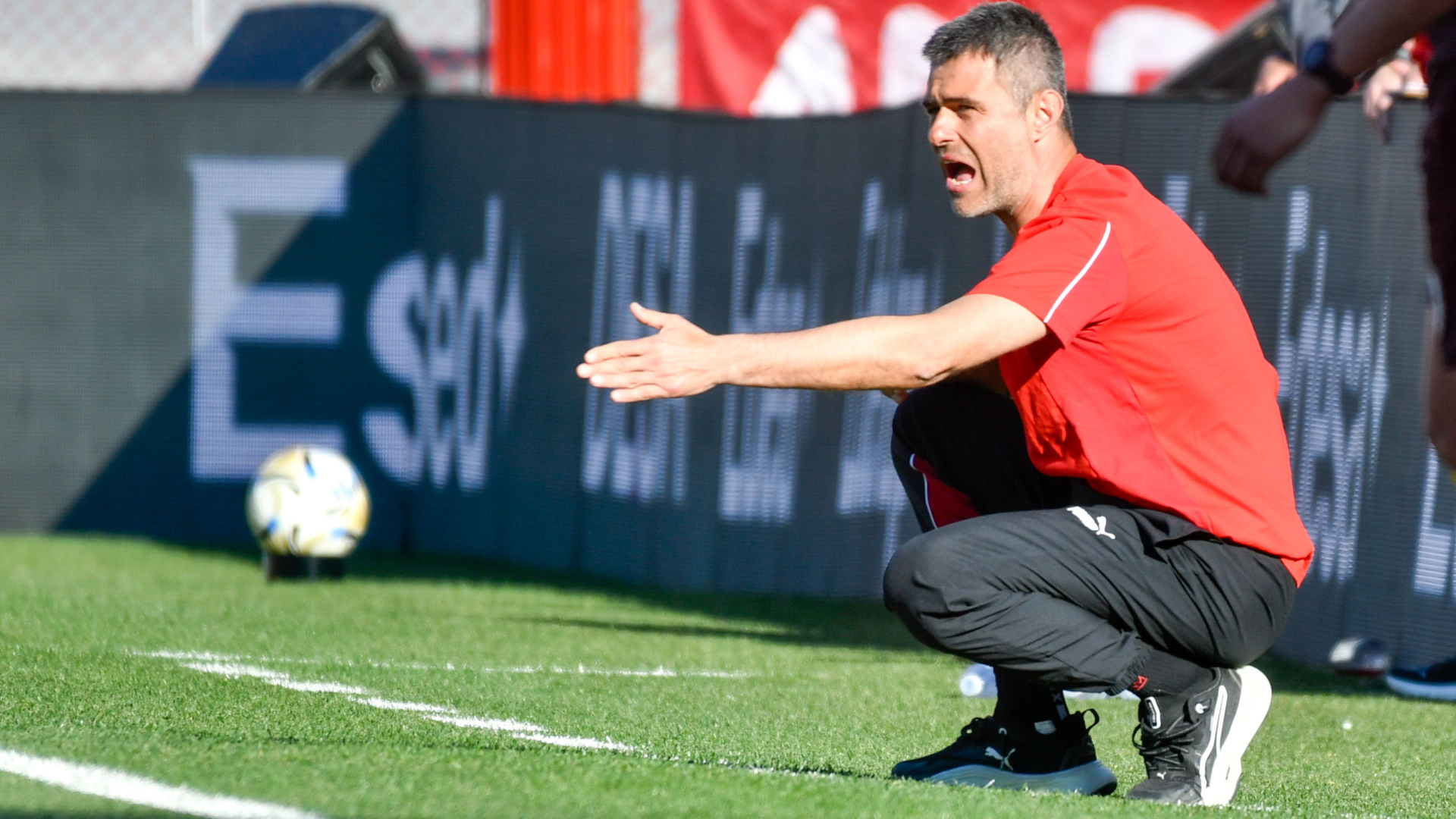 Los entrenadores que suenan en Independiente tras la renuncia de Vaccari