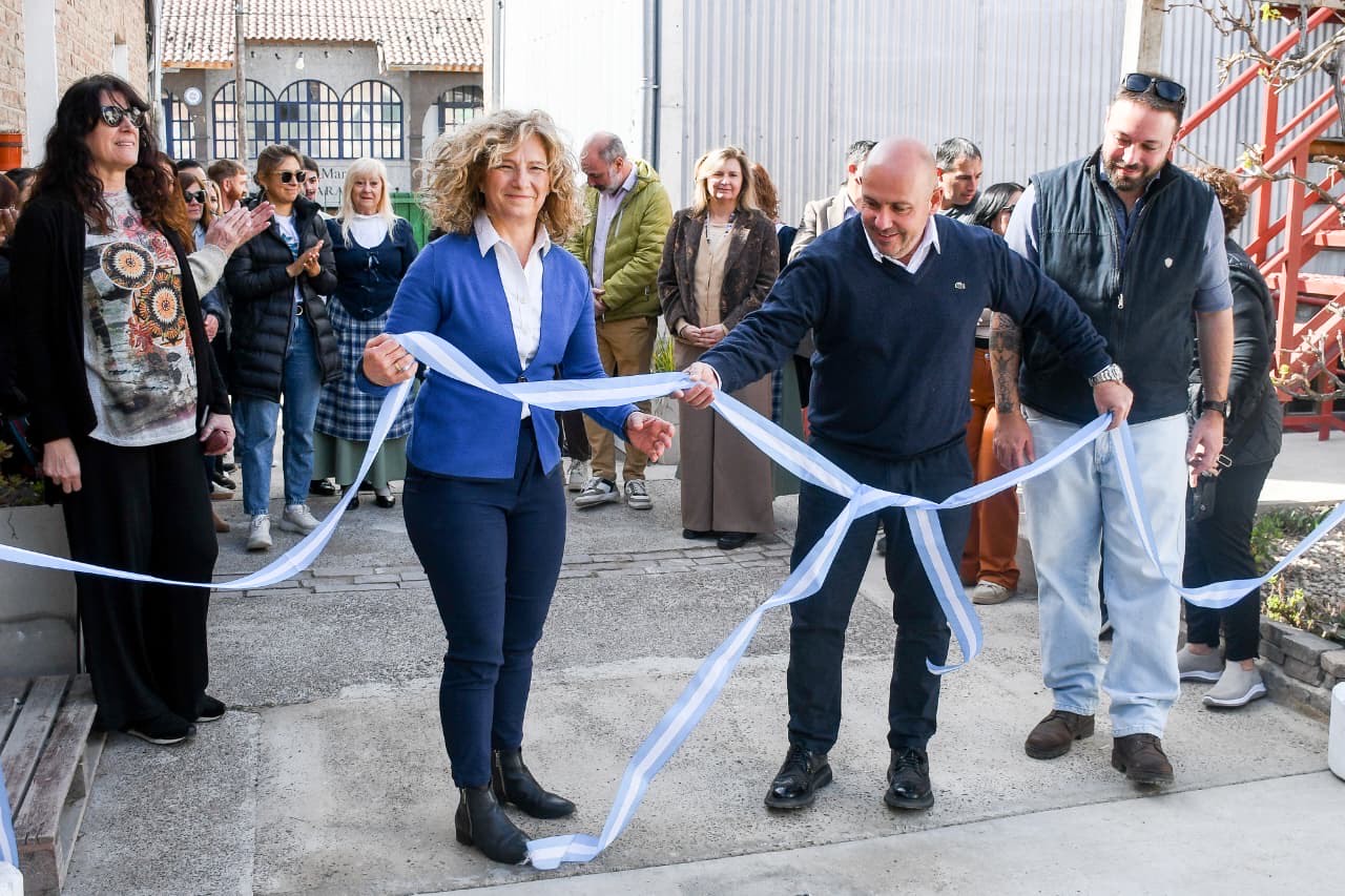 Sastre inauguró obras de puesta en valor de la Casa Toschke