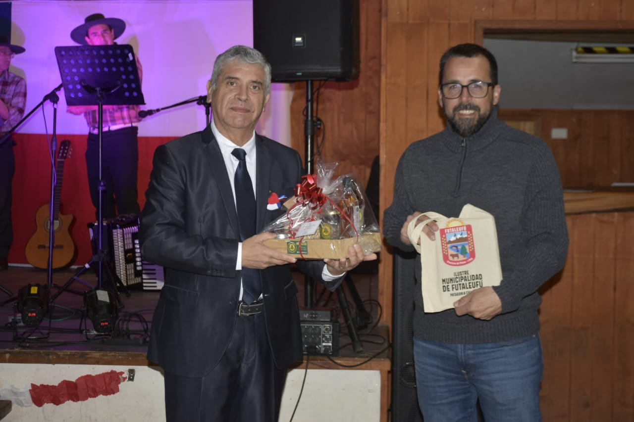 Taccetta sobre el convenio entre Esquel y Futaleufú: “Nos permite seguir construyendo lazos sólidos con quienes compartimos historia, cultura y desafíos comunes”