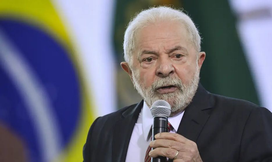 Lula defendió la soberanía de Brasil y denunció a políticos “traidores a la patria”