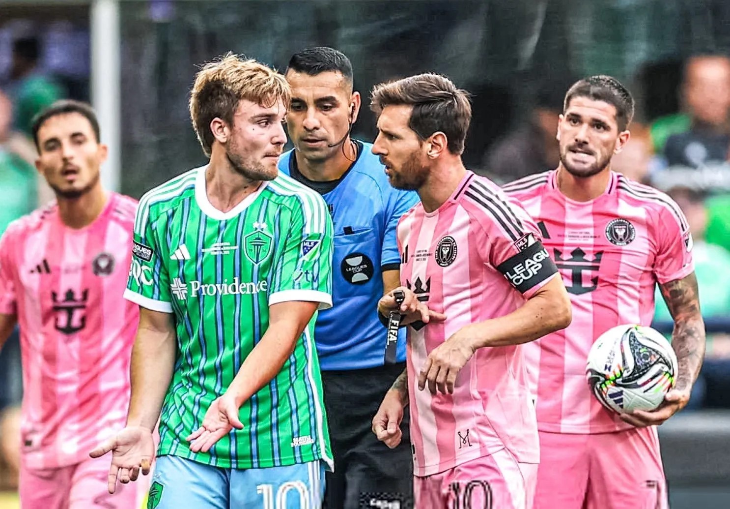 El Inter Miami de Lionel Messi sufrió una dura derrota 3-0 ante Seattle Sounders en la final de la Leagues Cup