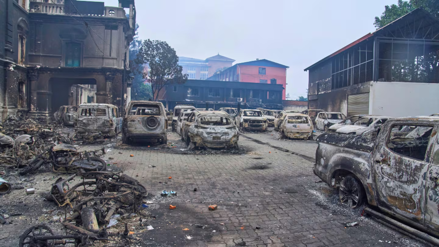 Crisis en Nepal: el ejército retomó el control de las calles de Katmandú y comienza la transición