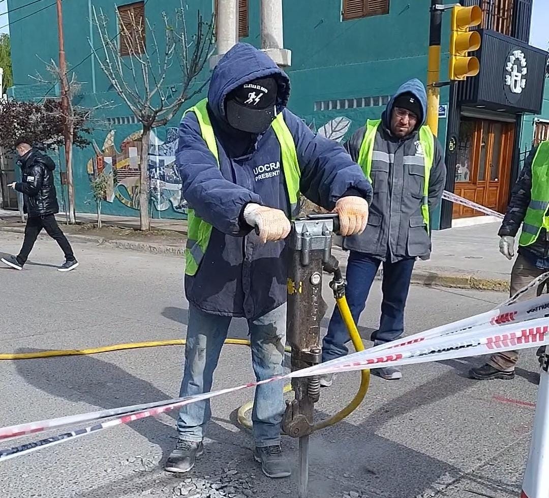 Merino: “Después de 15 años, comienza un nuevo plan de pavimento con recursos propios”