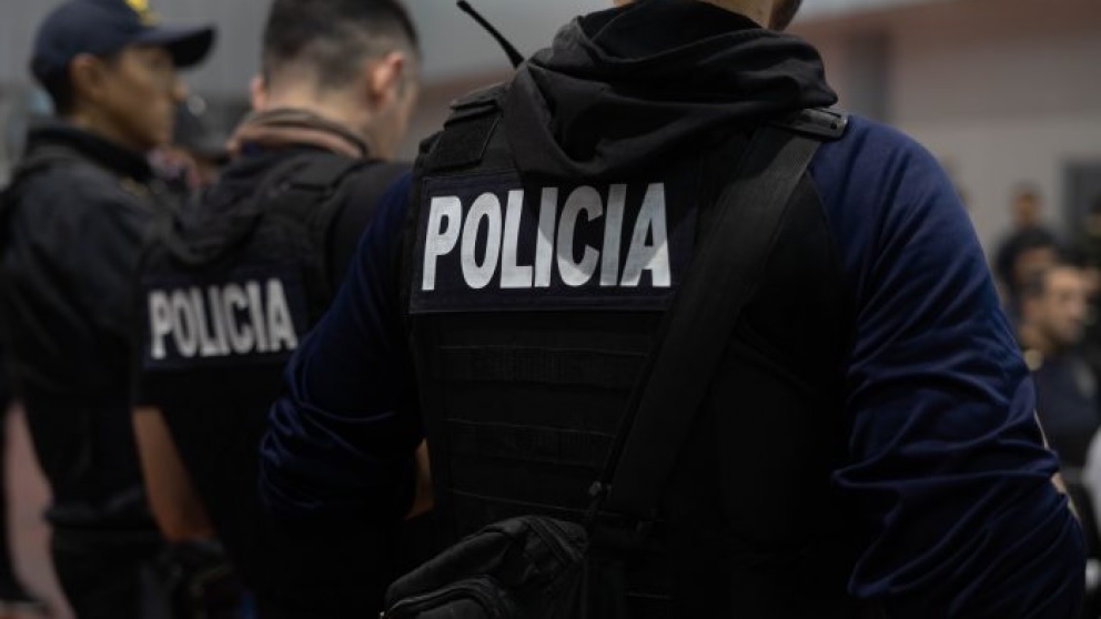 Echaron a un subcomisario de Mendoza por falso allanamiento y amenazas