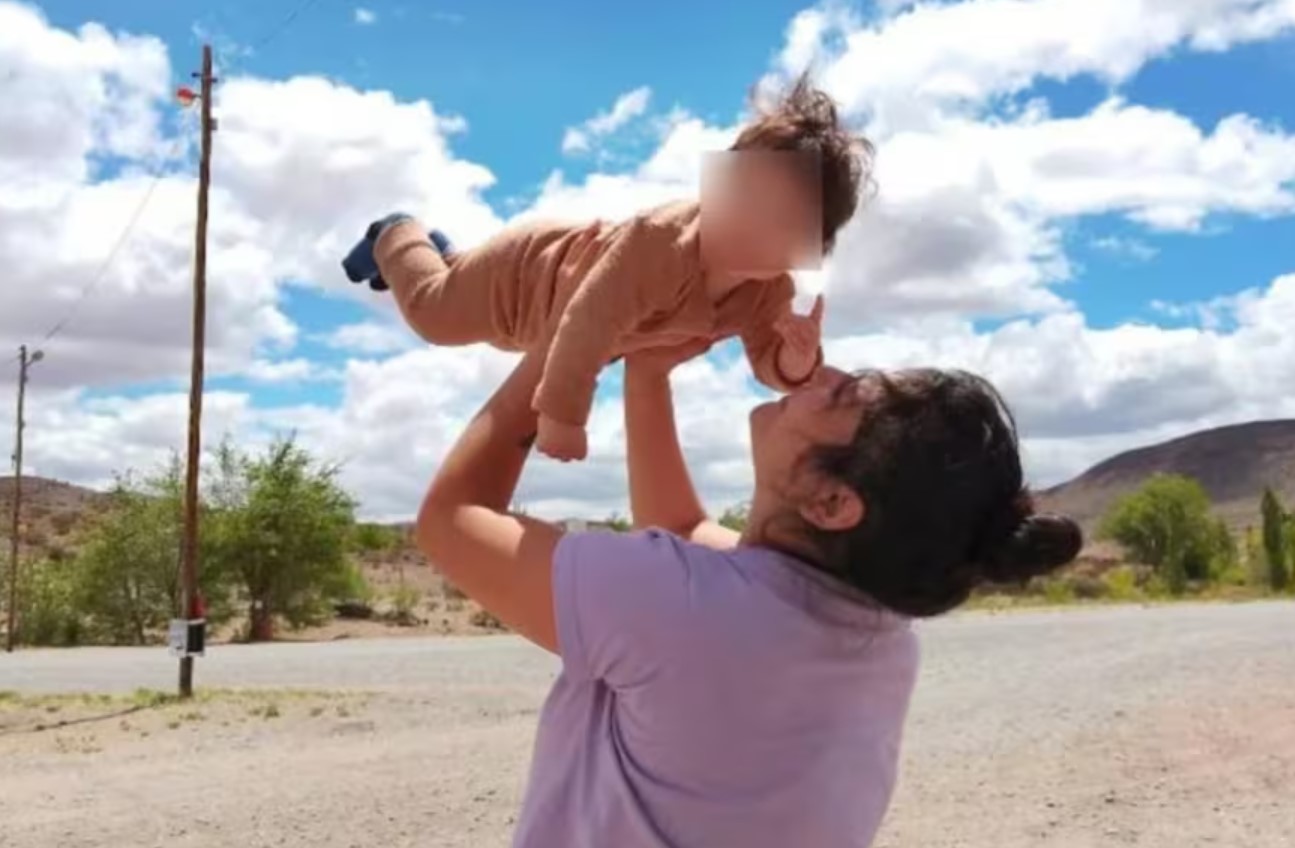 Dolor de la madre del bebé que murió por la imprudencia del padre que manejaba borracho: “Quiero justicia por mi hijo y que el padre pague lo que tenga que pagar”