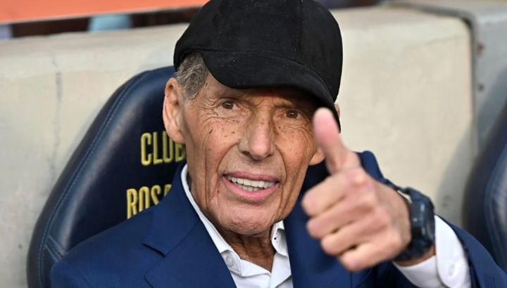 La salud de Miguel Ángel Russo: Se encuentra internado en su casa con pronóstico reservado y con atención médica permanente