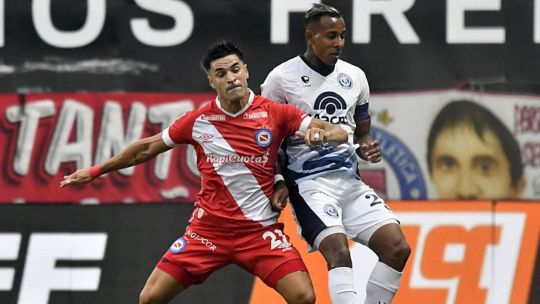 Argentinos e Independiente Rivadavia se enfrentan en la gran final de la Copa Argentina
