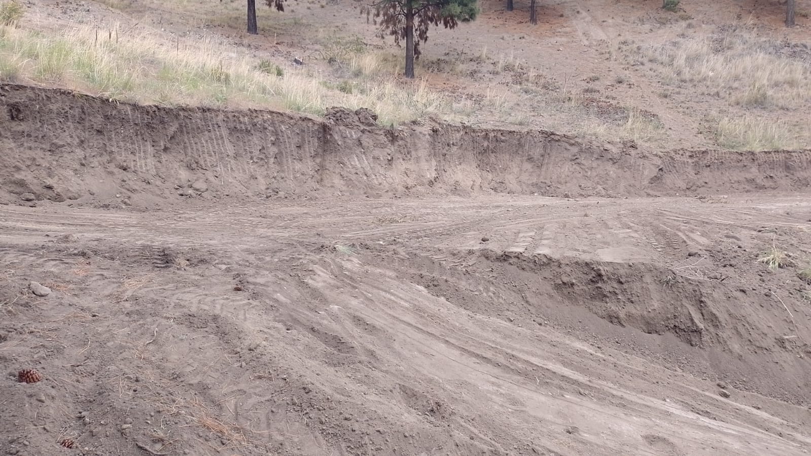 Esquel: El municipio desalojó una ocupación ilegal en el camino al Cerro La Cruz