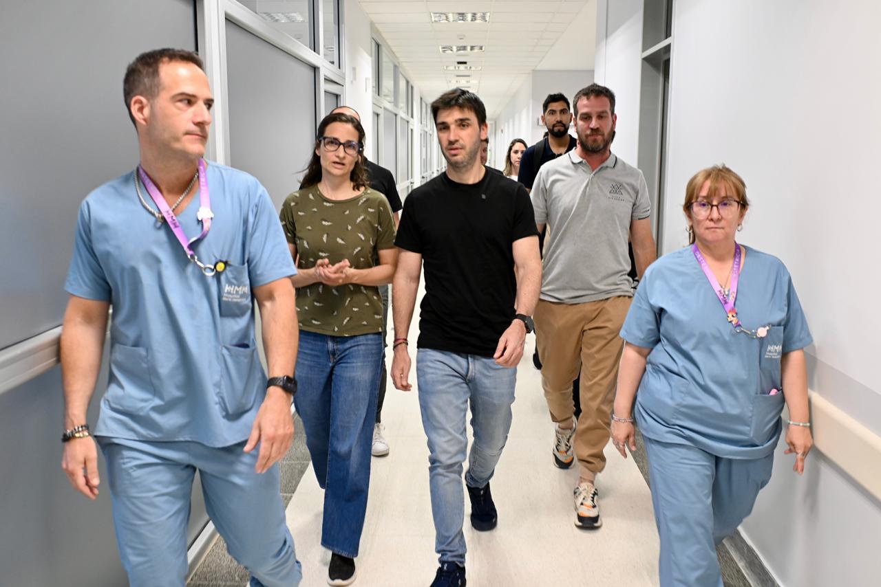 Un caso en 100 millones: Torres celebró el histórico nacimiento de trigemelas en el nuevo Hospital María Humphreys de Trelew