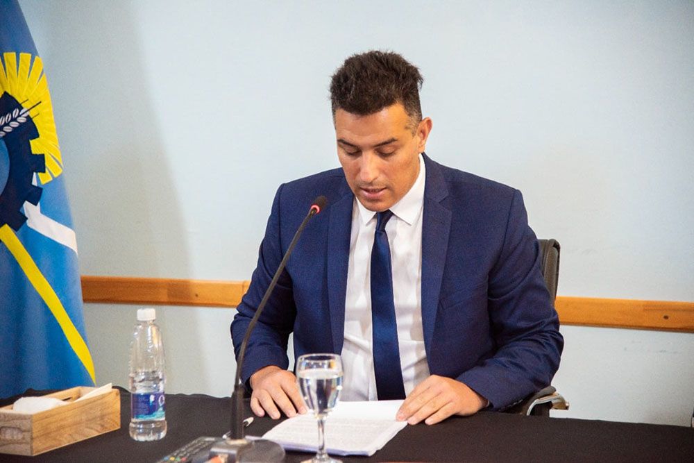 Intensa búsqueda de una policía desaparecida en Sarmiento: Ya participan más de 90 personas