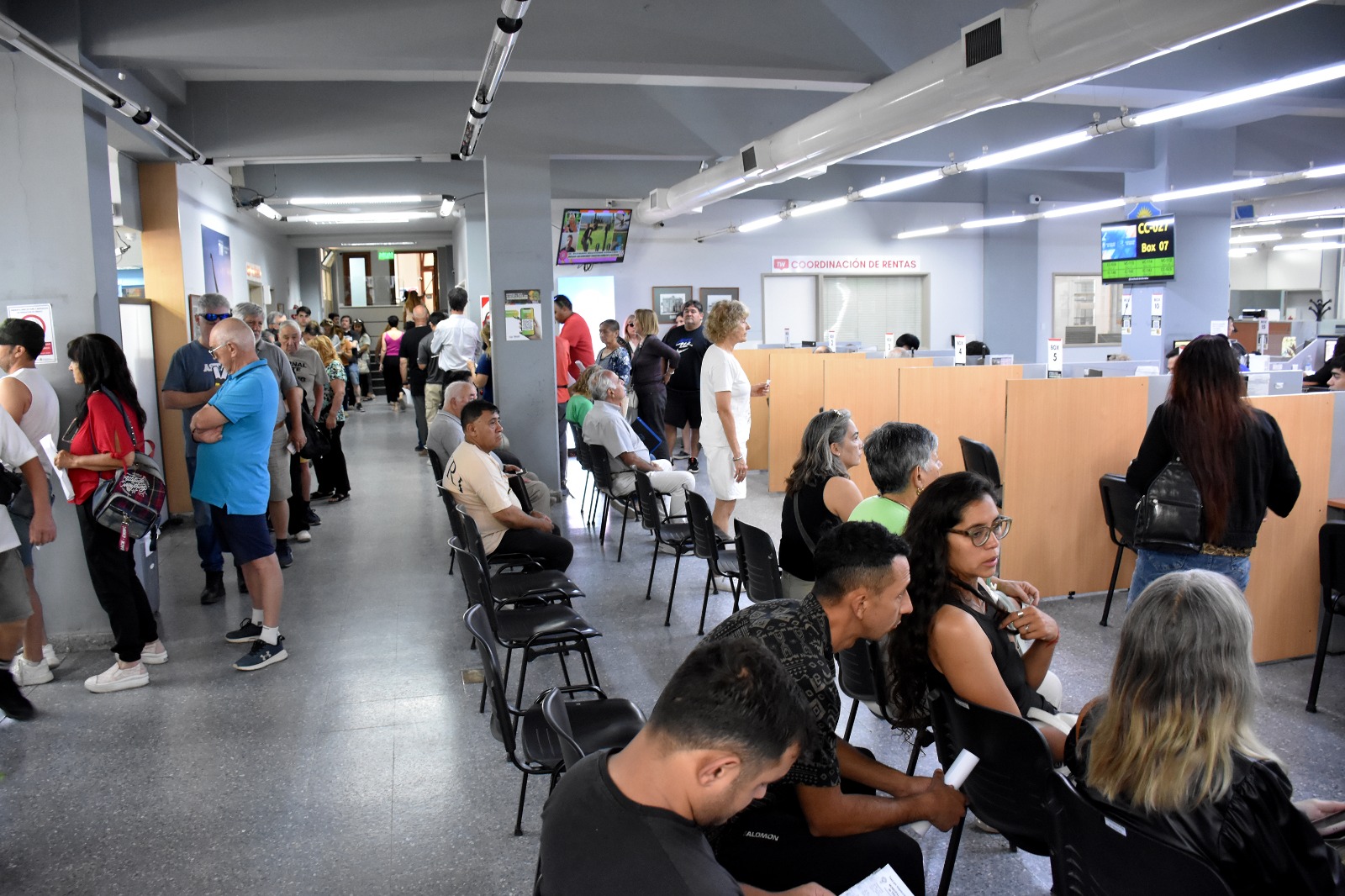 Trelew: Gran concurrencia de contribuyentes para acceder al 30% de descuento por pago anticipado de impuestos 2026