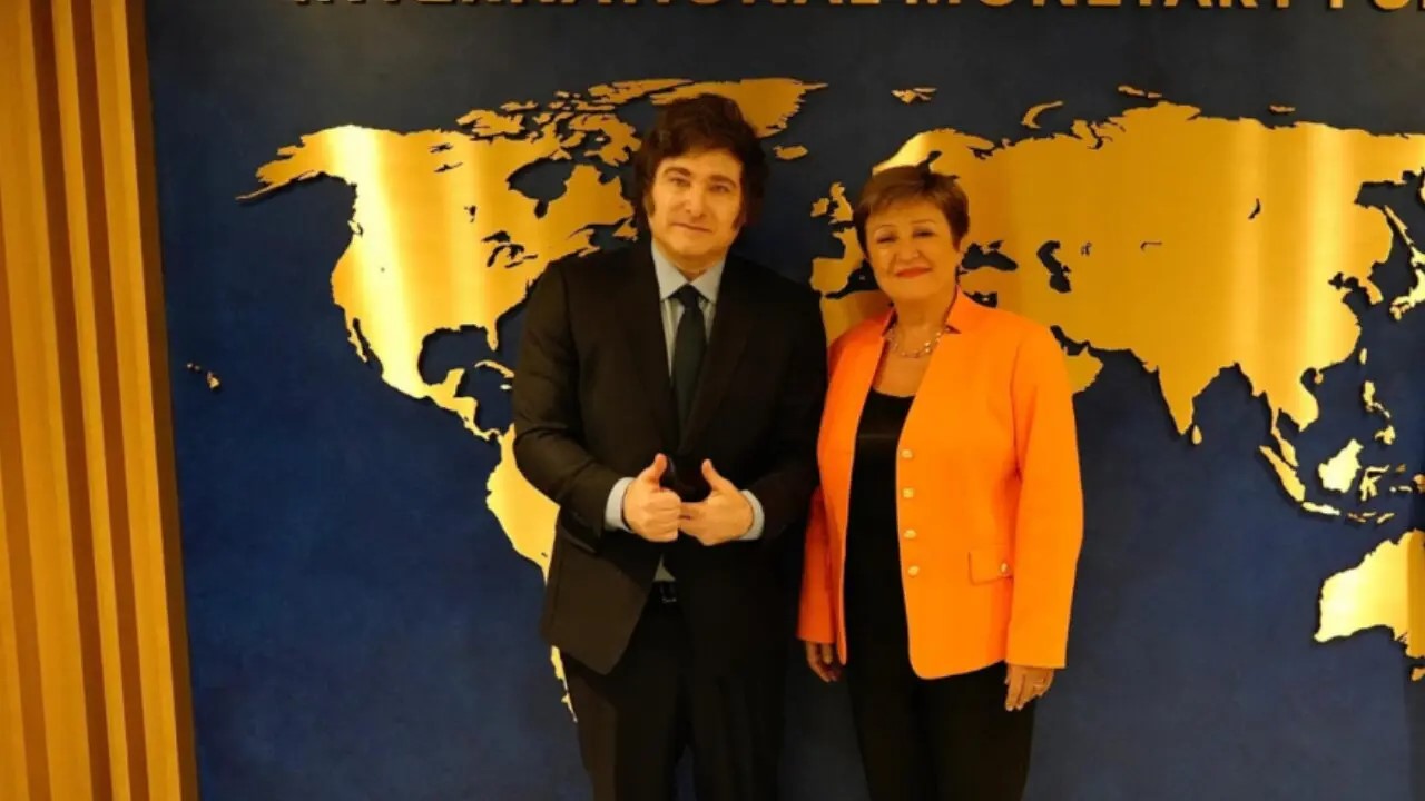 El FMI le exige al Gobierno de Milei que el Banco Central compre reservas