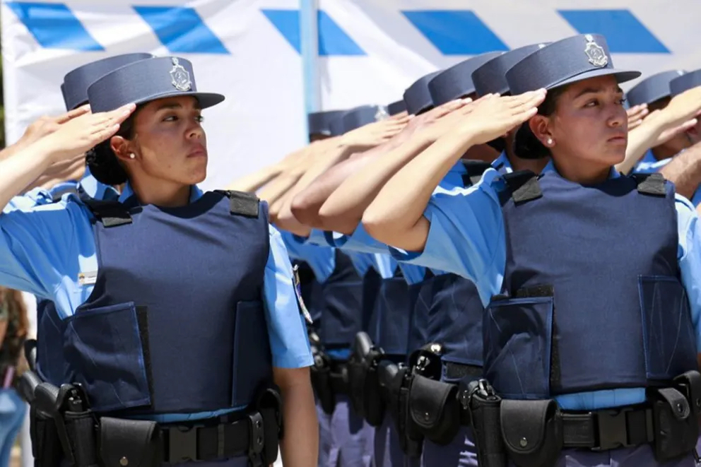La Provincia otorgará aumentos salariales a los efectivos de la Policía del Neuquén