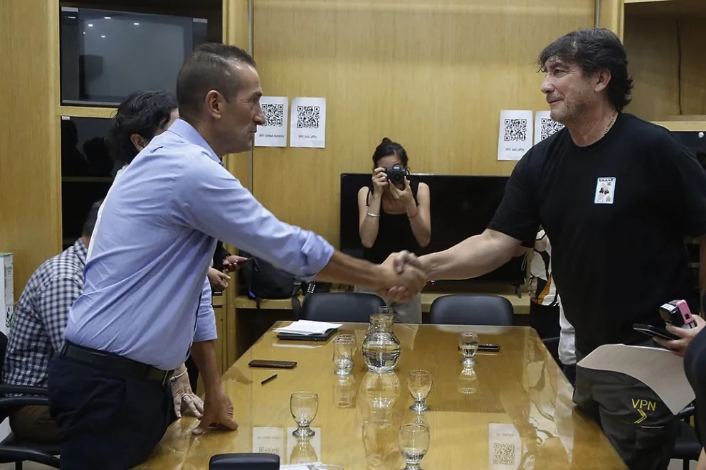 Neuquén: Los trabajadores Viales firmaron el acuerdo salarial 2026