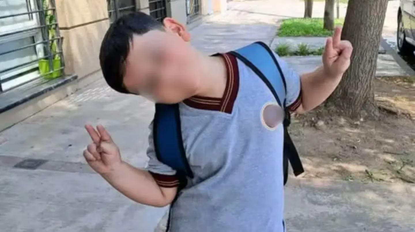 El último parte médico confirmó que Bastian tiene “lesiones cerebrales y cervicales severas” por el choque