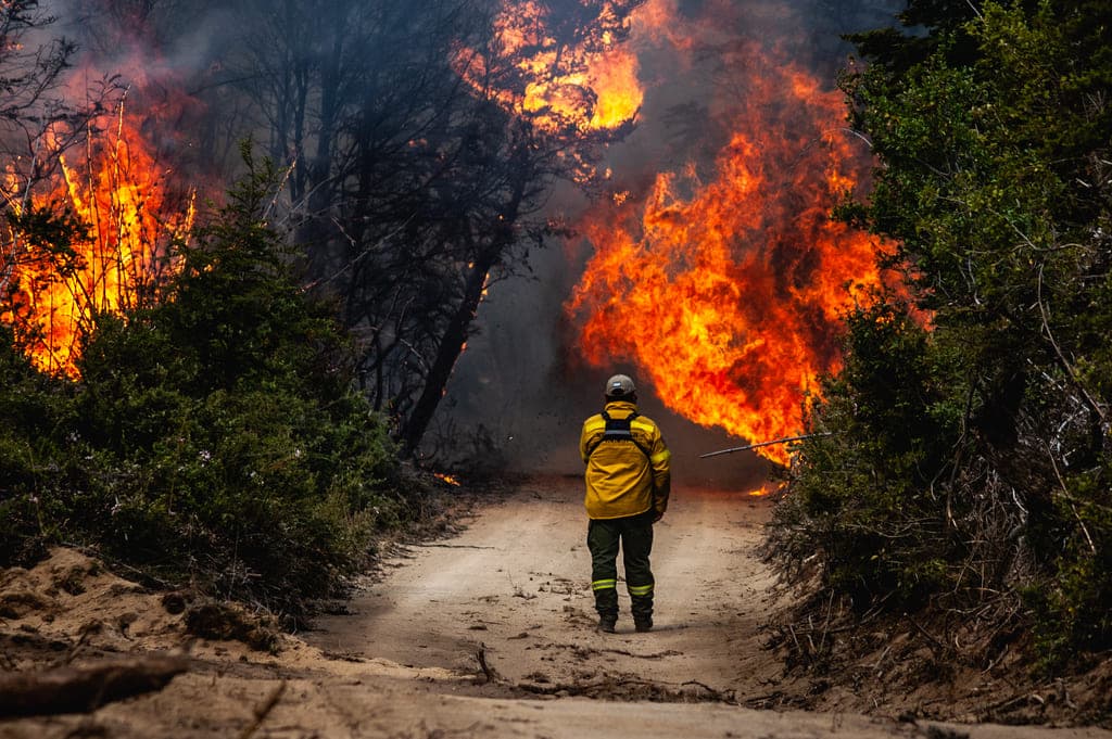 El Gobierno del Chubut activó medidas de alivio fiscal y gestionó beneficios ante Nación para damnificados de la Cordillera y Comodoro