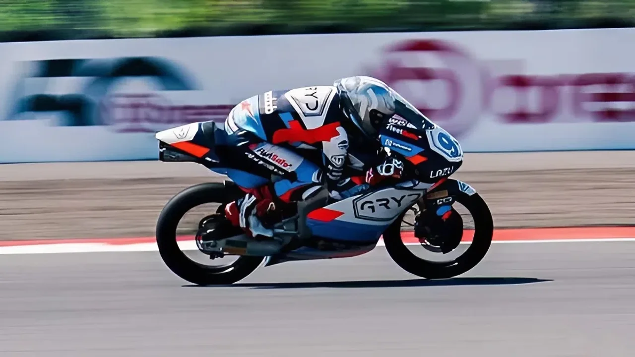 Complicado inicio en Tailandia: Los argentinos Morelli y Perrone largarán 11º y 14º en Moto 3