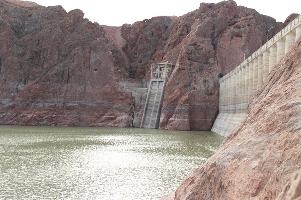 Sequía y bajo nivel del Dique Ameghino: El IPA lleva tranquilidad y refuerza controles