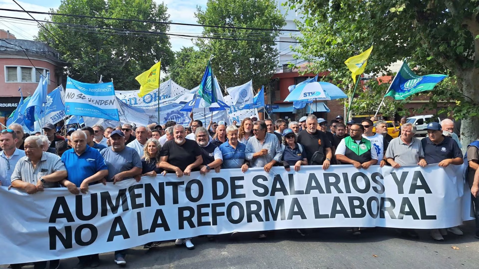 Contra la CGT: ATE llamó a los trabajadores a “parar igual” el miércoles contra la reforma laboral de Milei