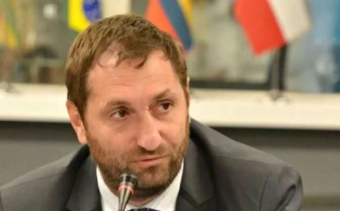 Álvarez de Celis arremetió contra Linares y a Luque por el derrumbe del Cerro Hermitte: “Desoyeron todas las voces técnicas y avanzaron en el camino contrario”