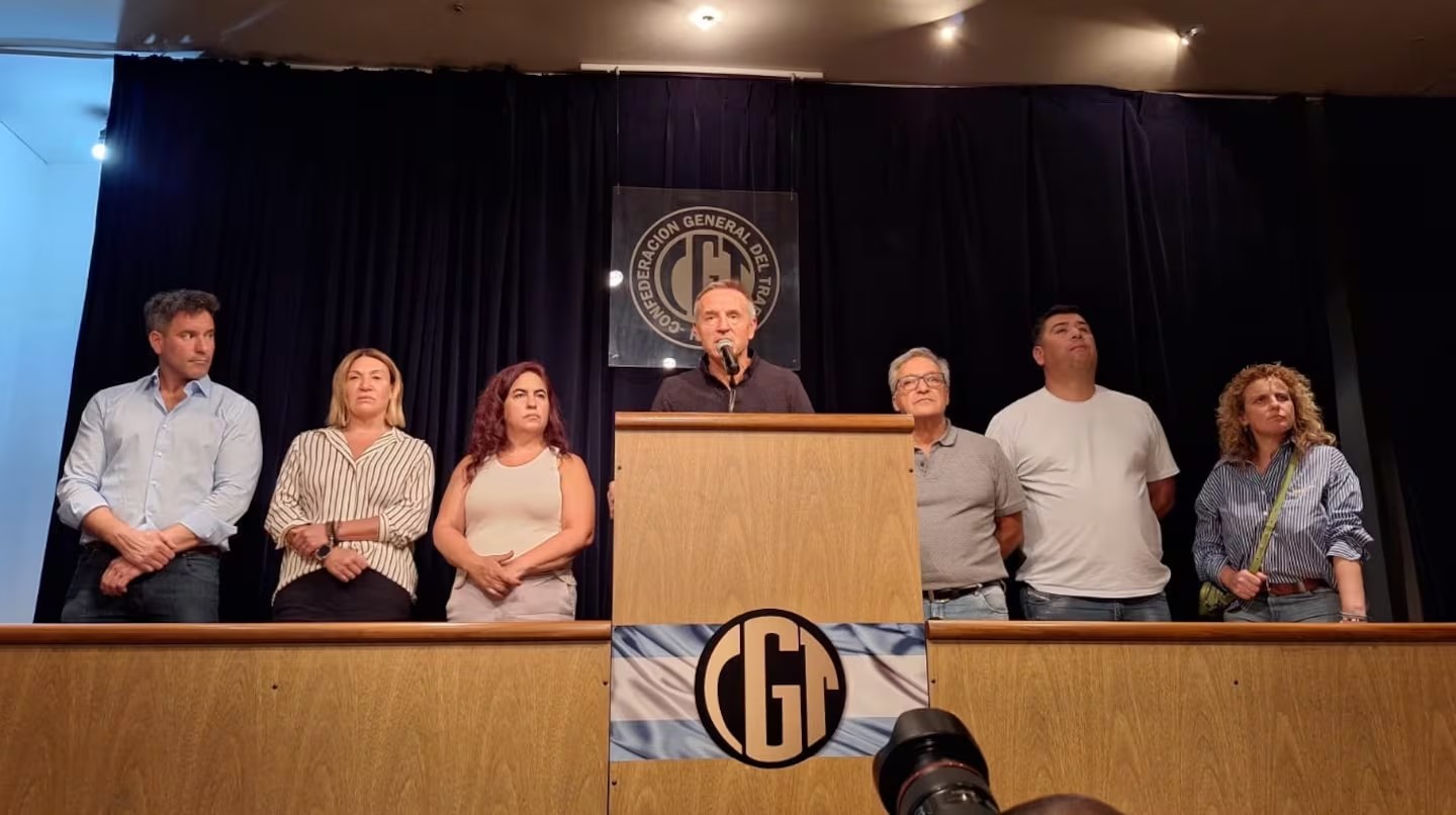 En la antesala a la cumbre, la CGT advirtió que “están dadas las condiciones” para convocar a un paro general