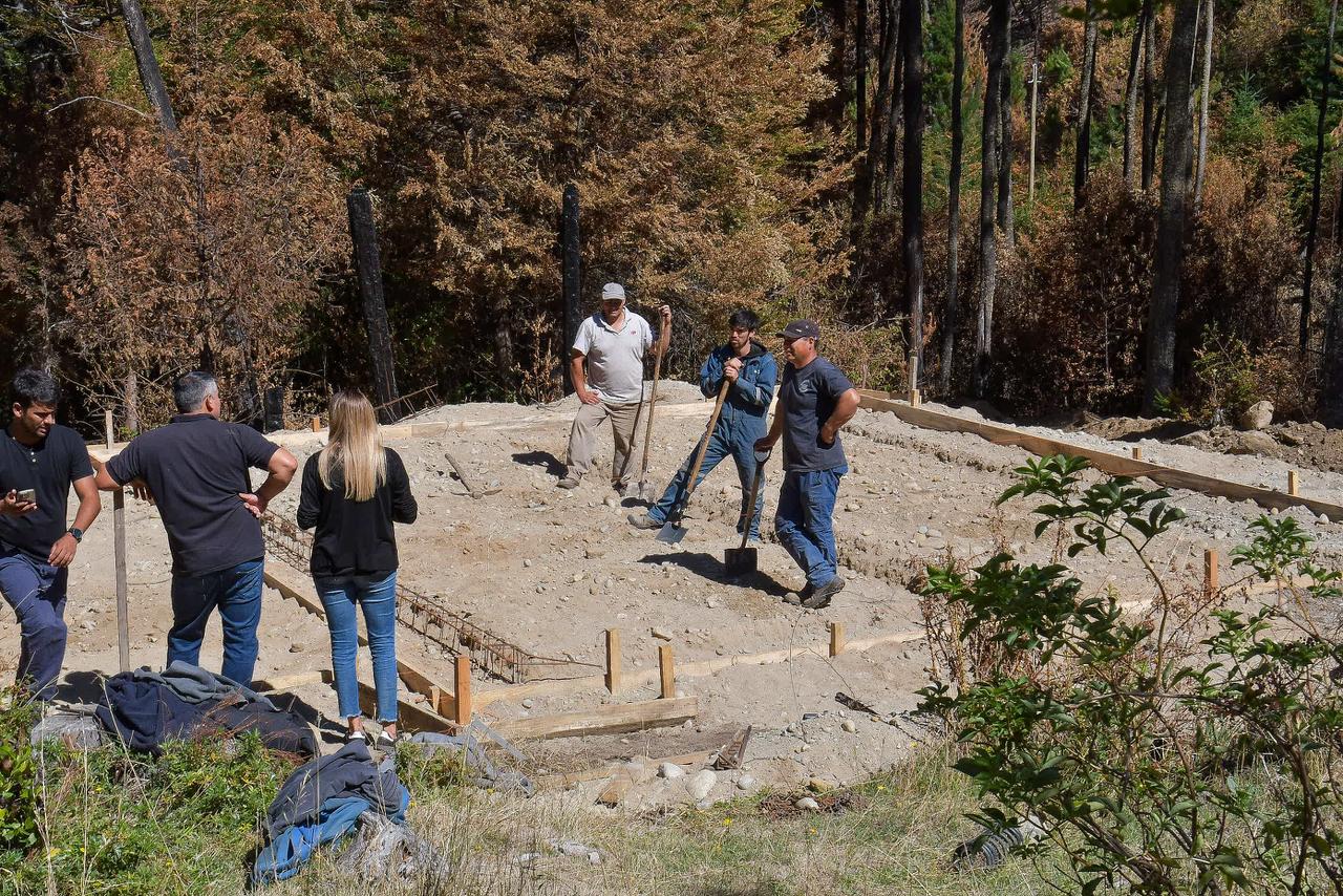 Provincia avanza con el proceso de reconstrucción de la Comarca Andina