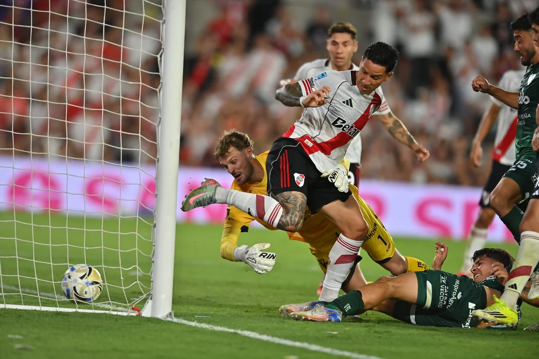 River le ganó a Sarmiento por 2-0 en el debut del “Chacho” Coudet como local, por el Torneo Apertura 2026