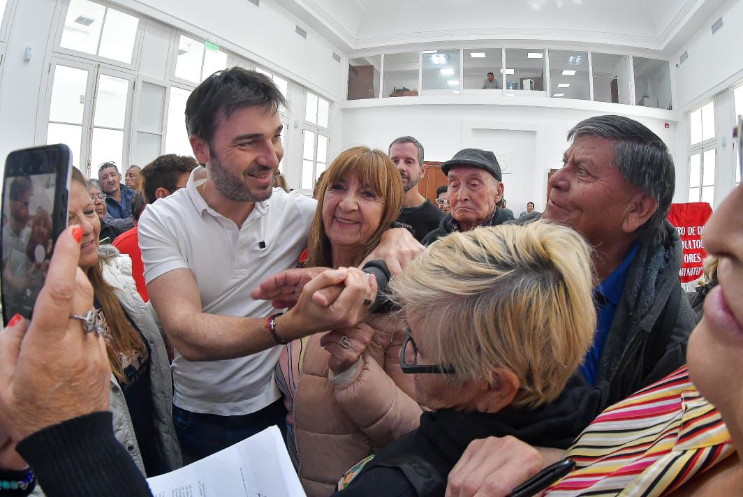 Torres anticipó “buenas noticias” por la deuda de Anses y anunció obras para centros de jubilados de la provincia