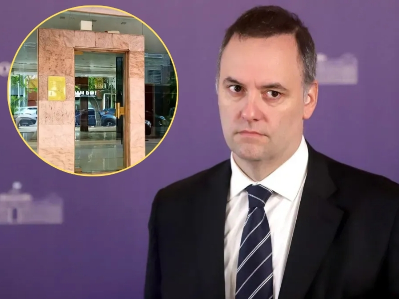 Adorni complicado: Compró su departamento en Caballito por 230 mil dólares y dos jubiladas financiaron el 87%