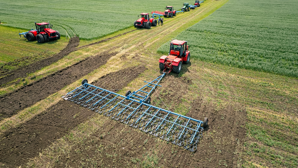 La actividad económica creció 0,4% en enero y acumuló un alza de 1,9% en el último año