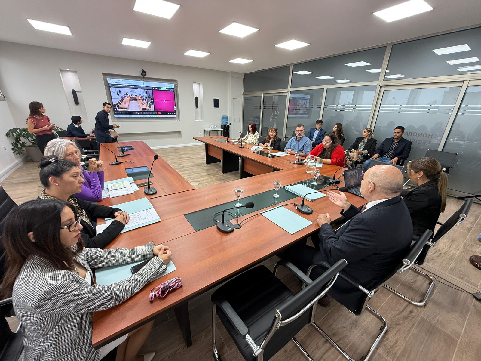 Agrupaciones políticas provinciales deberán reempadronarse