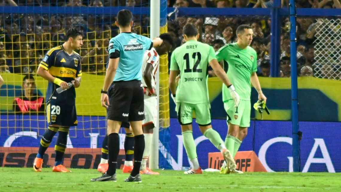 Marchesín sufrió un grave desgarro y se perderá el debut en la Copa Libertadores