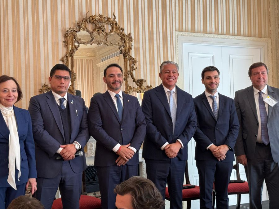 Vidal desde Nueva York: “Santa Cruz tiene recursos, potencial y una gran oportunidad de crecimiento”