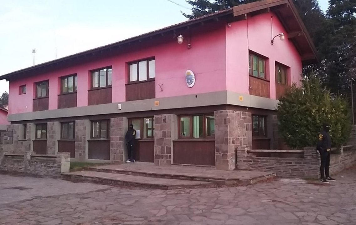 La causa por el escape de monóxido en la escuela de El Maitén seguirá en el fuero provincial tras el rechazo de que sea investigado por la justicia federal