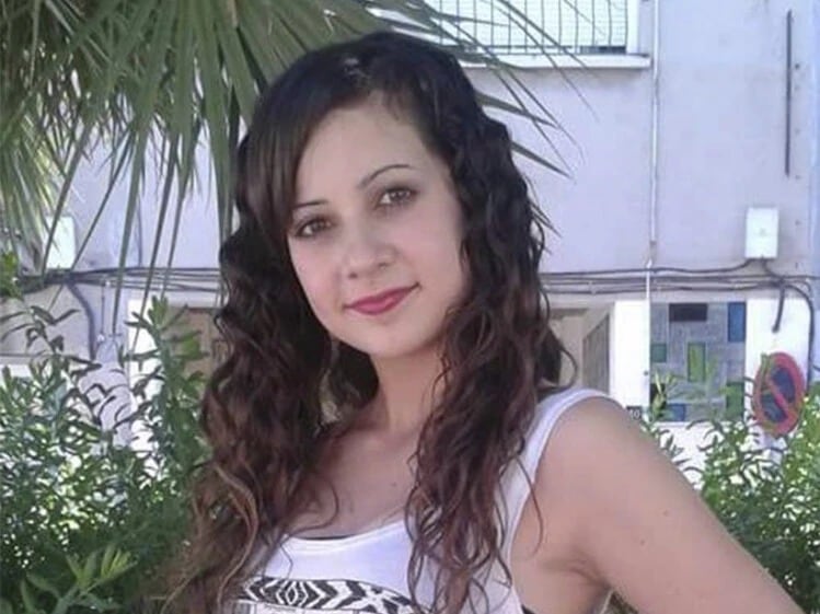 El conmovedor y dramático caso de Noelia Castillo, la joven española de 25 años que fue violada en forma grupal y hoy recibirá la eutanasia