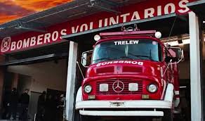 Bomberos de Trelew salvaron a una bebé de 16 días que había dejado de respirar