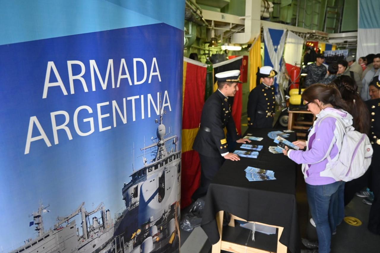 Por el aniversario de Malvinas, llegarán buques de la Armada a Puerto Madryn
