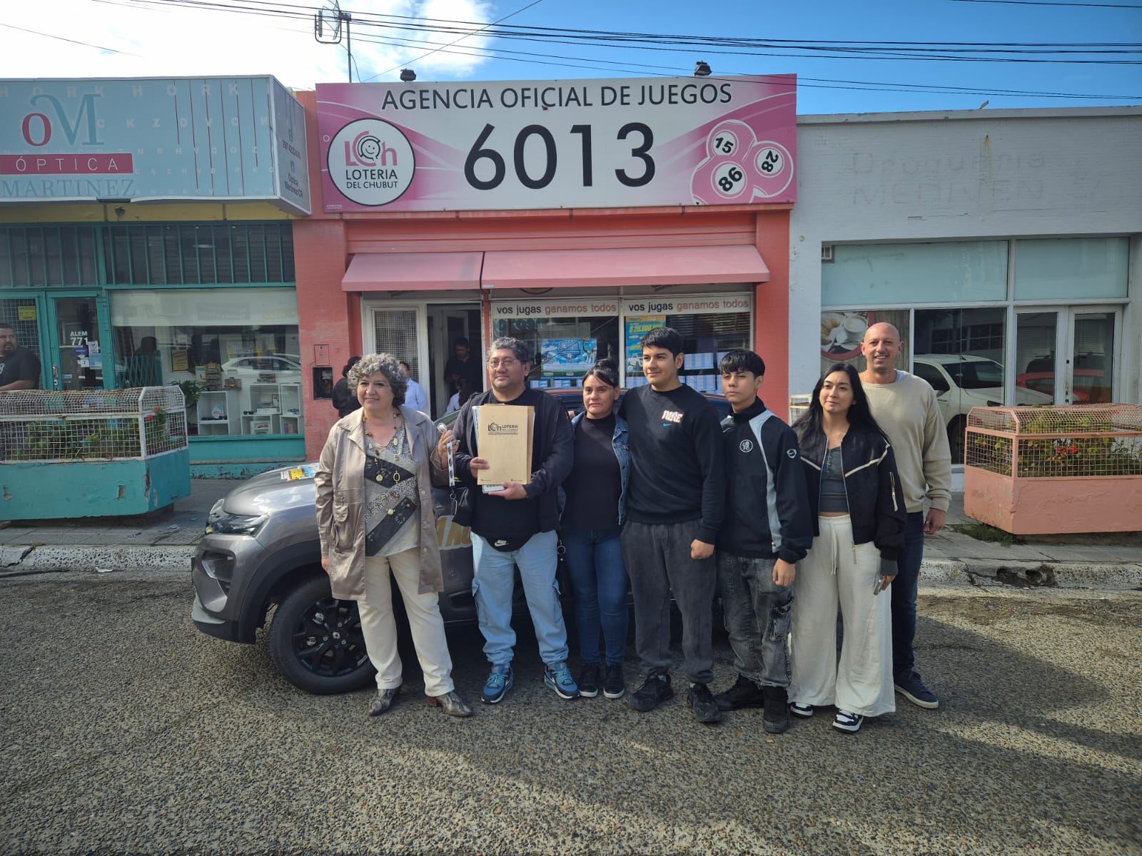 Un jubilado ganó un auto 0 kilómetro del Telebingo Chubutense