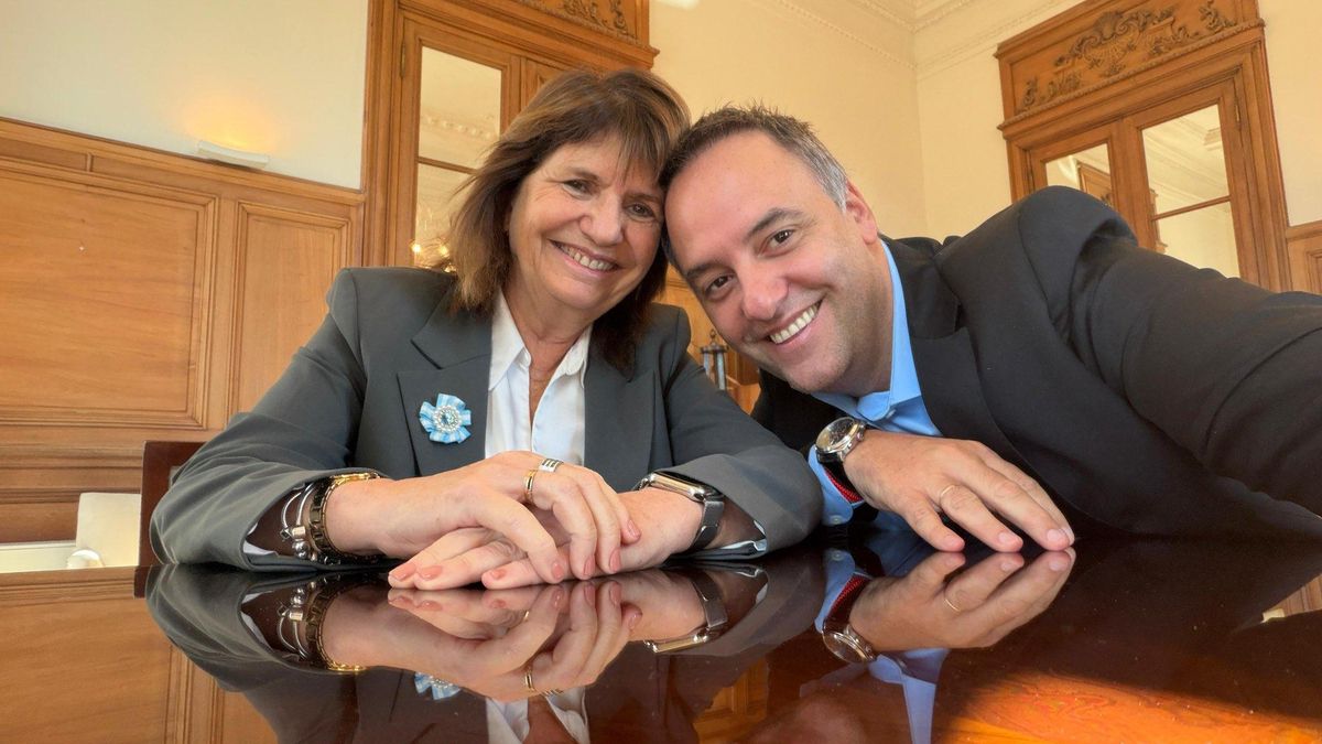 Patricia Bullrich, sobre Adorni: “Quizás no tiene el cuero tan duro como yo”