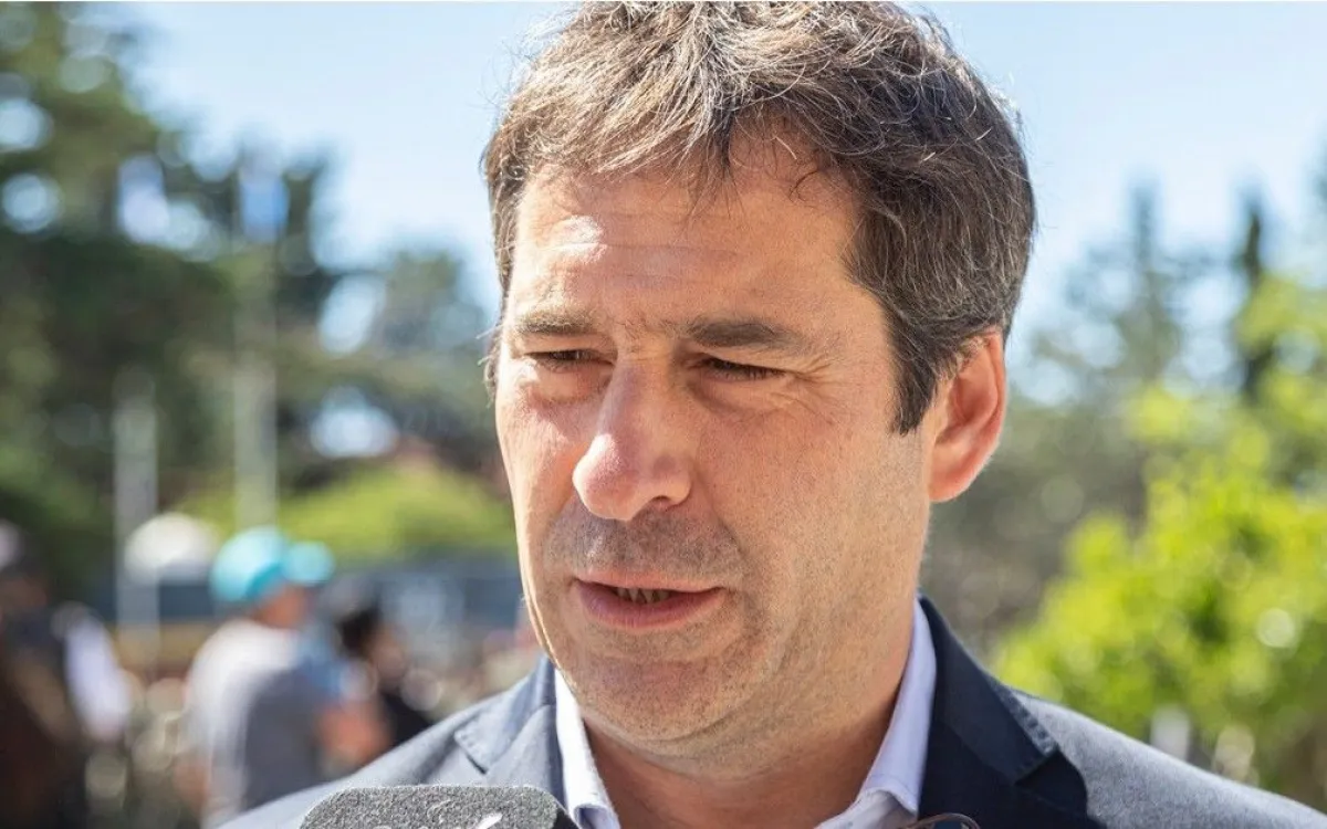 Luque alertó por la Ley de Glaciares ya que “pone en riesgo los recursos hídricos del país”