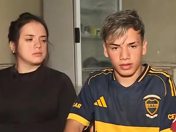 El alumno de 15 años que fue apuñalado por una compañera de colegio en San Martín contó que “era celosa y no quería que hable con nadie”