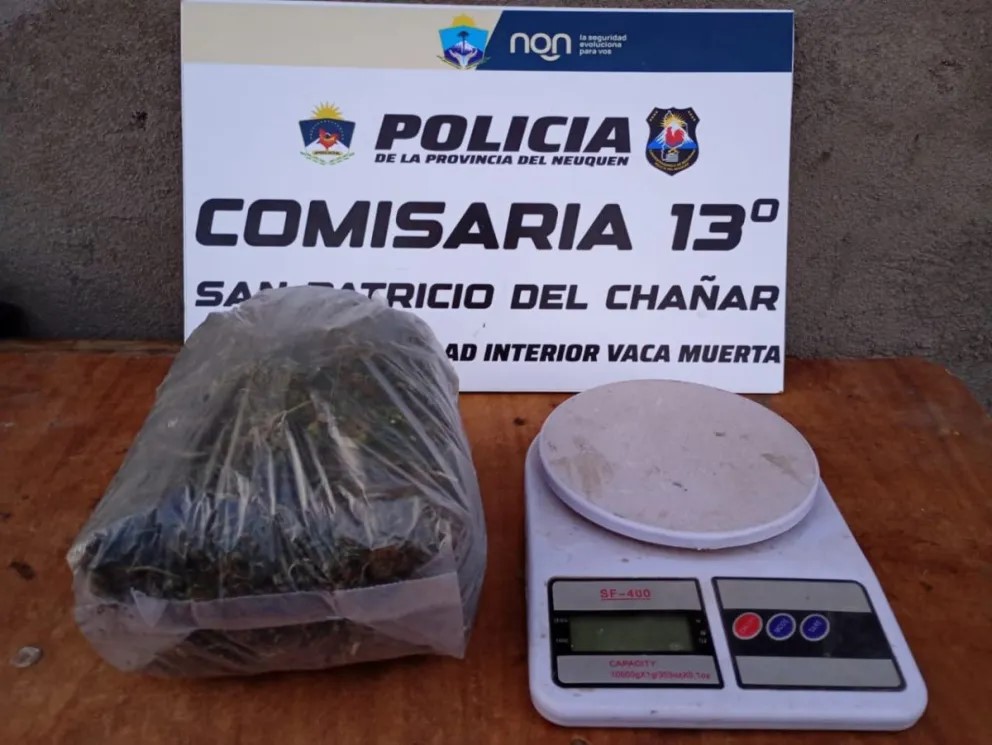 Neuquén: Fueron a recuperar una moto y también encontraron drogas