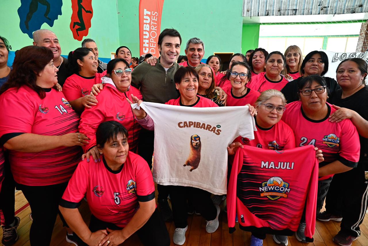 Torres acompañó el Torneo Patagónico de Newcom en José de San Martín y anunció el envío a la Legislatura del programa “Juegos Comunales”