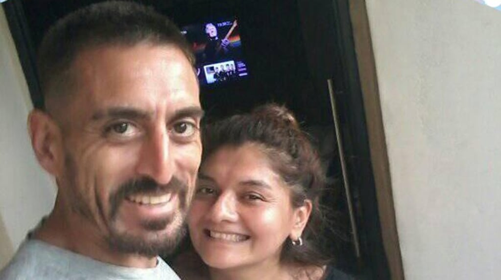 Condenaron a cadena perpetua a un hombre que mató a su pareja de 25 puñaladas en Merlo