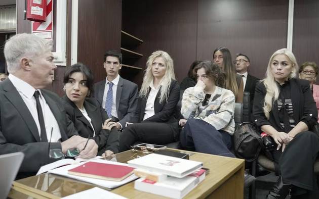 Dos médicos de la Clínica Ipensa y un facultativo cercano a Maradona declararán en el juicio