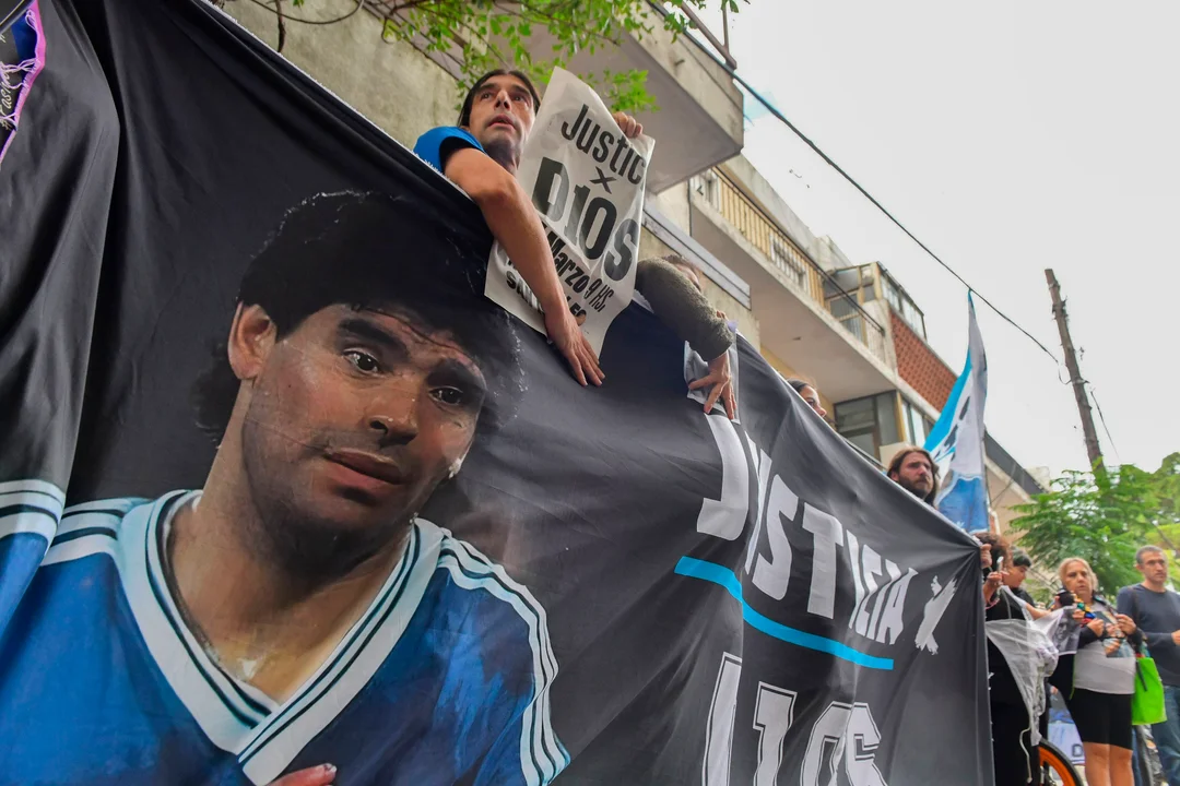 Caso Maradona: Declarará un médico recomendado por el abogado Víctor Stinfale