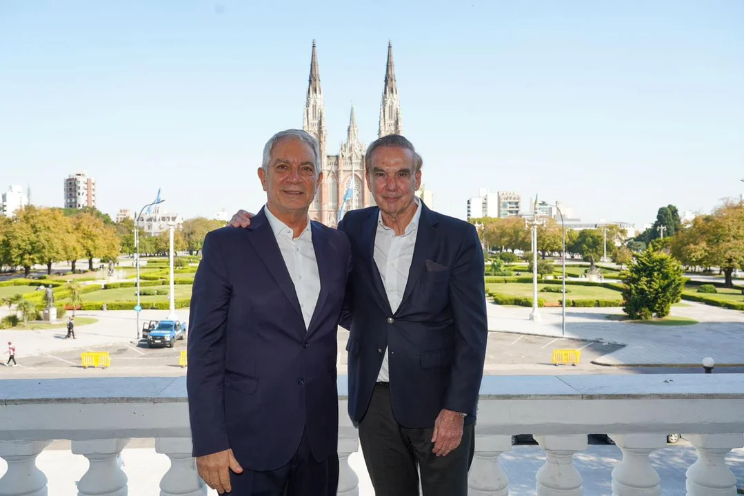 Pichetto estrecha lazos con el peronismo: junto a Monzó se reunió con Alak en La Plata