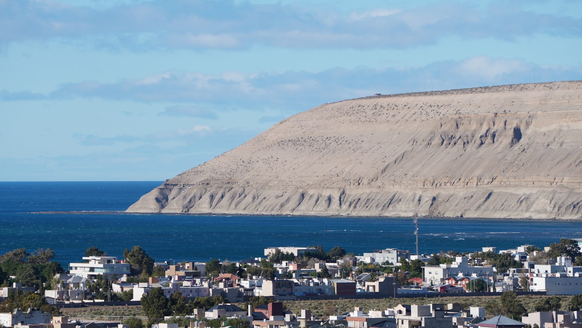 El Concejo aprobó por unanimidad el programa “Rada Tilly Impulsa” para fortalecer el comercio local
