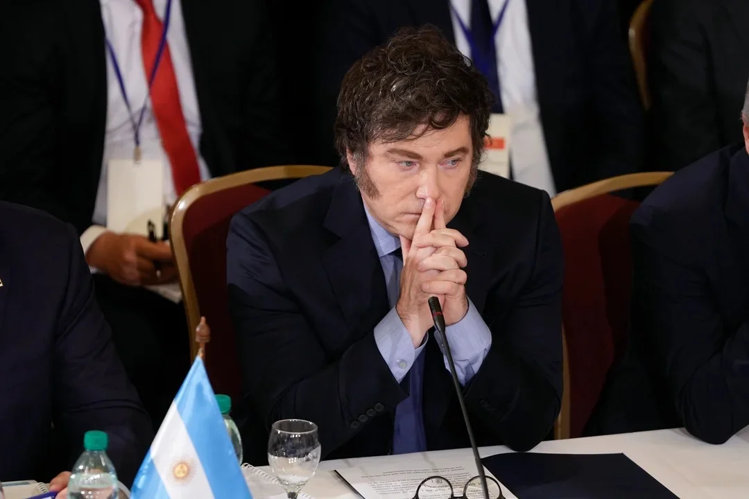 Advierten que el Gobierno perdió 15 puntos y “ya no tiene la reelección asegurada”